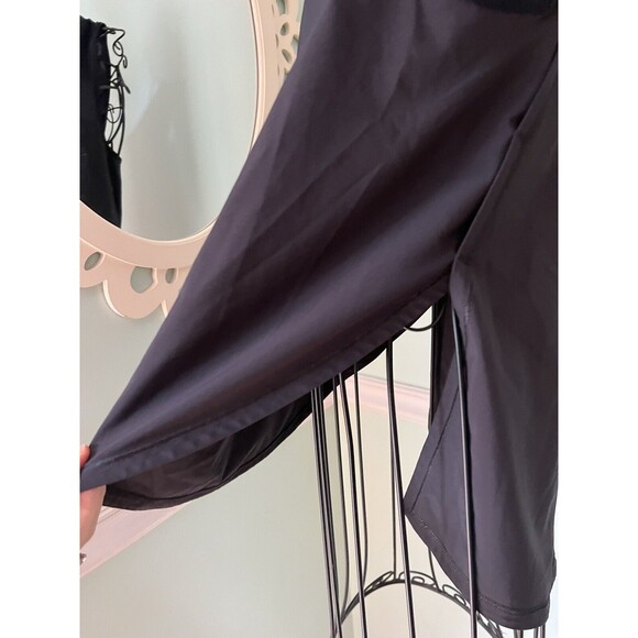 Lululemon Run Split Singlet Tank Top Black Women's Size 6 Split Sides - Picture 3 of 4